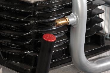 Компрессор поршневой воздушный NC270/830