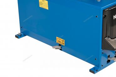Станок шиномонтажный полуавтомат, двухскоростной, стол с накладками, 380 В, синий   4639,5ID(B) 380